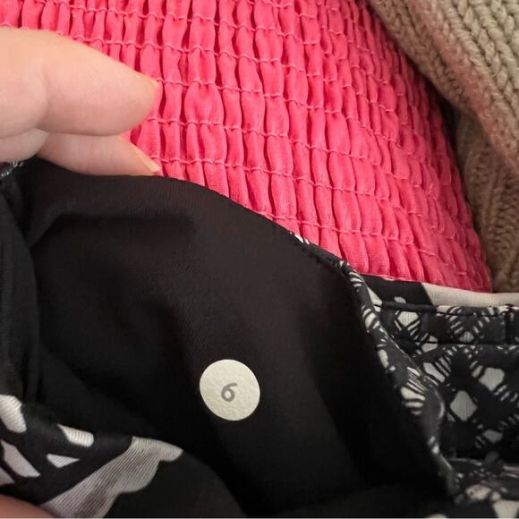 Lululemon Inspire Tight II (Mesh) Leggings in Static Mist White Black - Picture 7 of 9